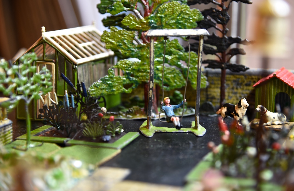 Britains Miniature Garden by Sue Lowry